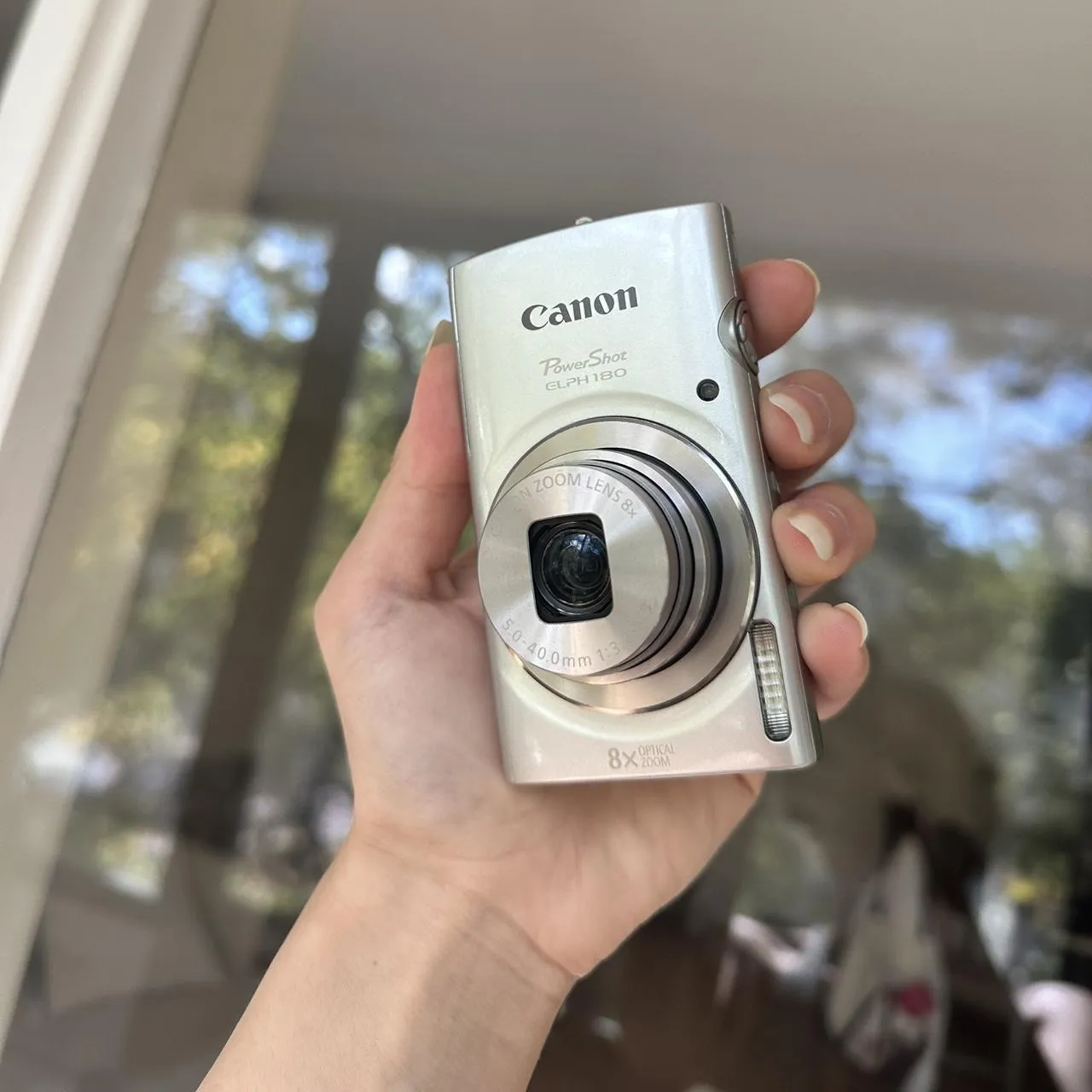 ❤️🫶 Silver Canon Powershot Elph 180 Digital Camera 💖📸