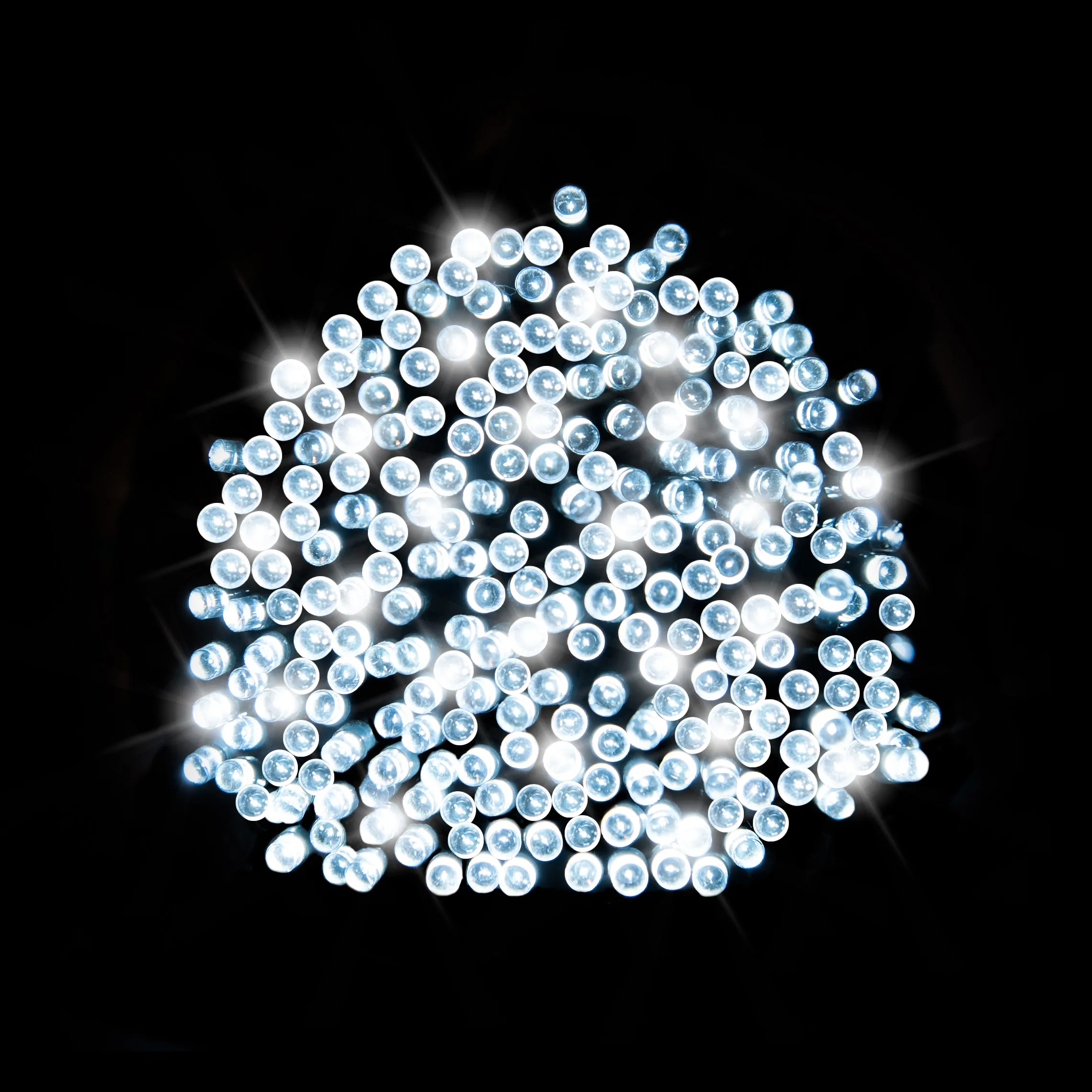 200 Bright White LED Solar Fairy Lights - Dual Powered via USB