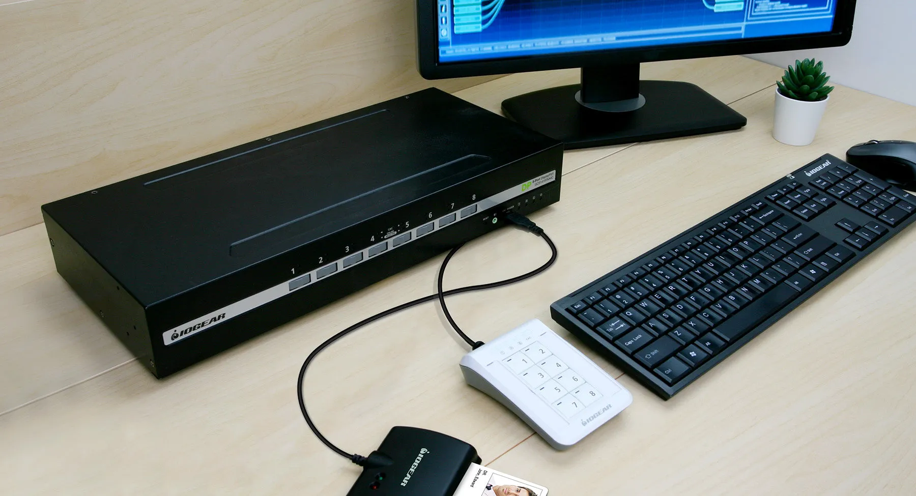 8-Port Single View DisplayPort Secure KVM Switch w/Audio and CAC Support