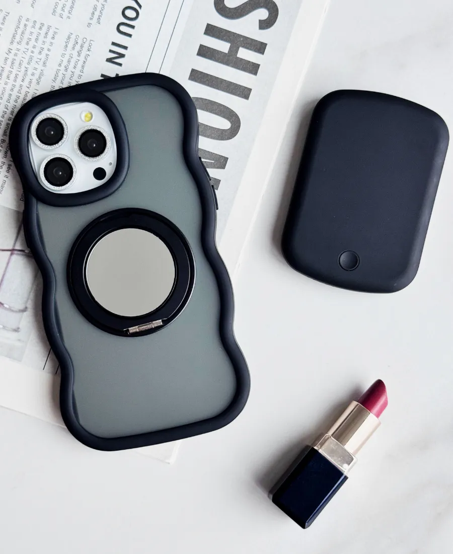 Black Wavy Mirror MagSafe Phone Case