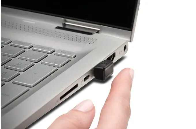 Kensington VeriMark™ Fingerprint Key - FIDO U2F for Universal 2nd Factor Authentication & Windows Hello™