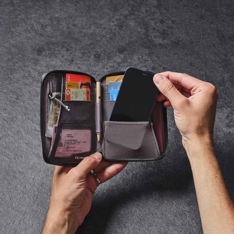 LiFEVENTURE RFiD Mini Travel Wallet