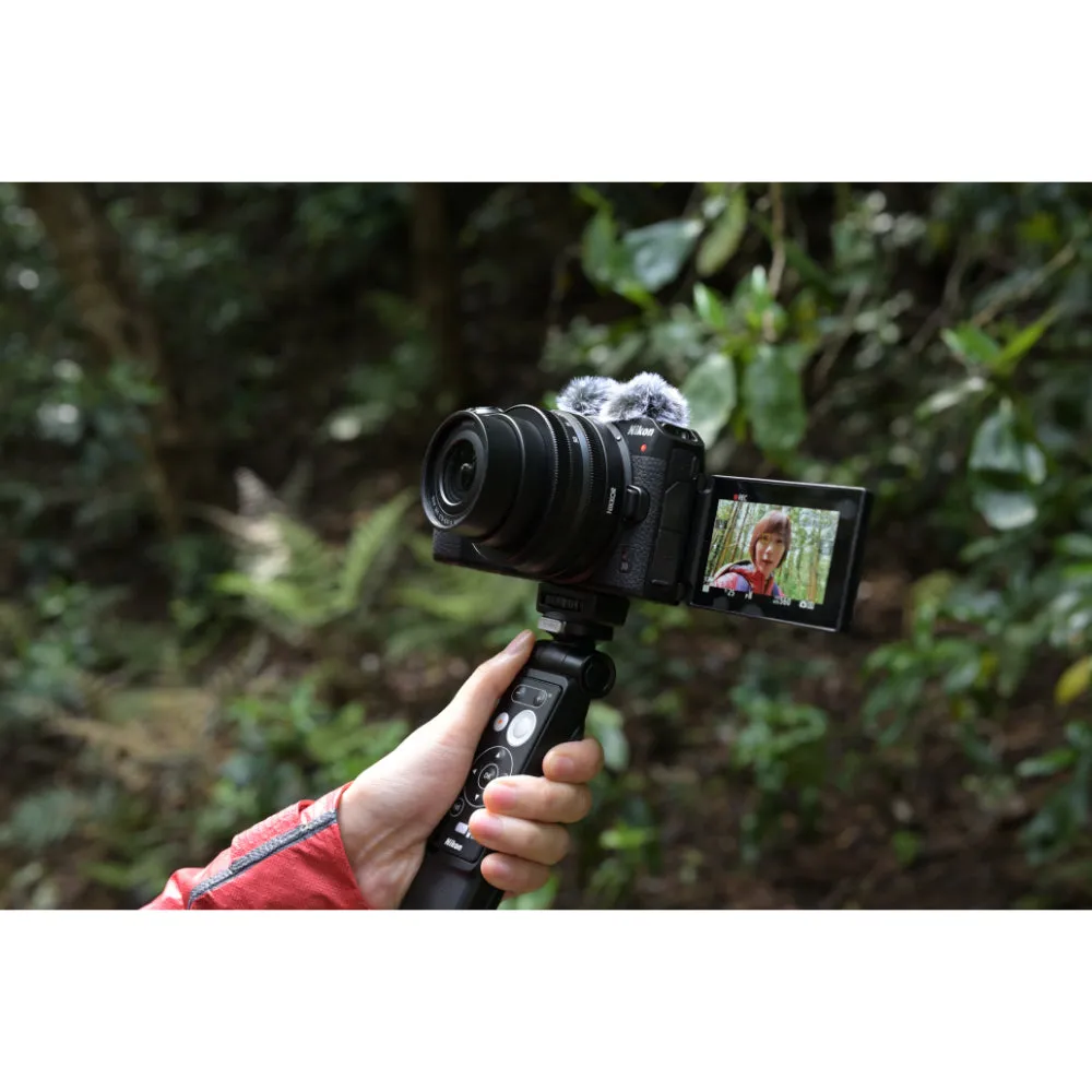 Nikon Z 30 with NIKKOR 16-50mm VR Lens Kit