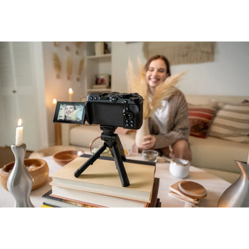 Nikon Z 30 with NIKKOR 16-50mm VR Lens Kit