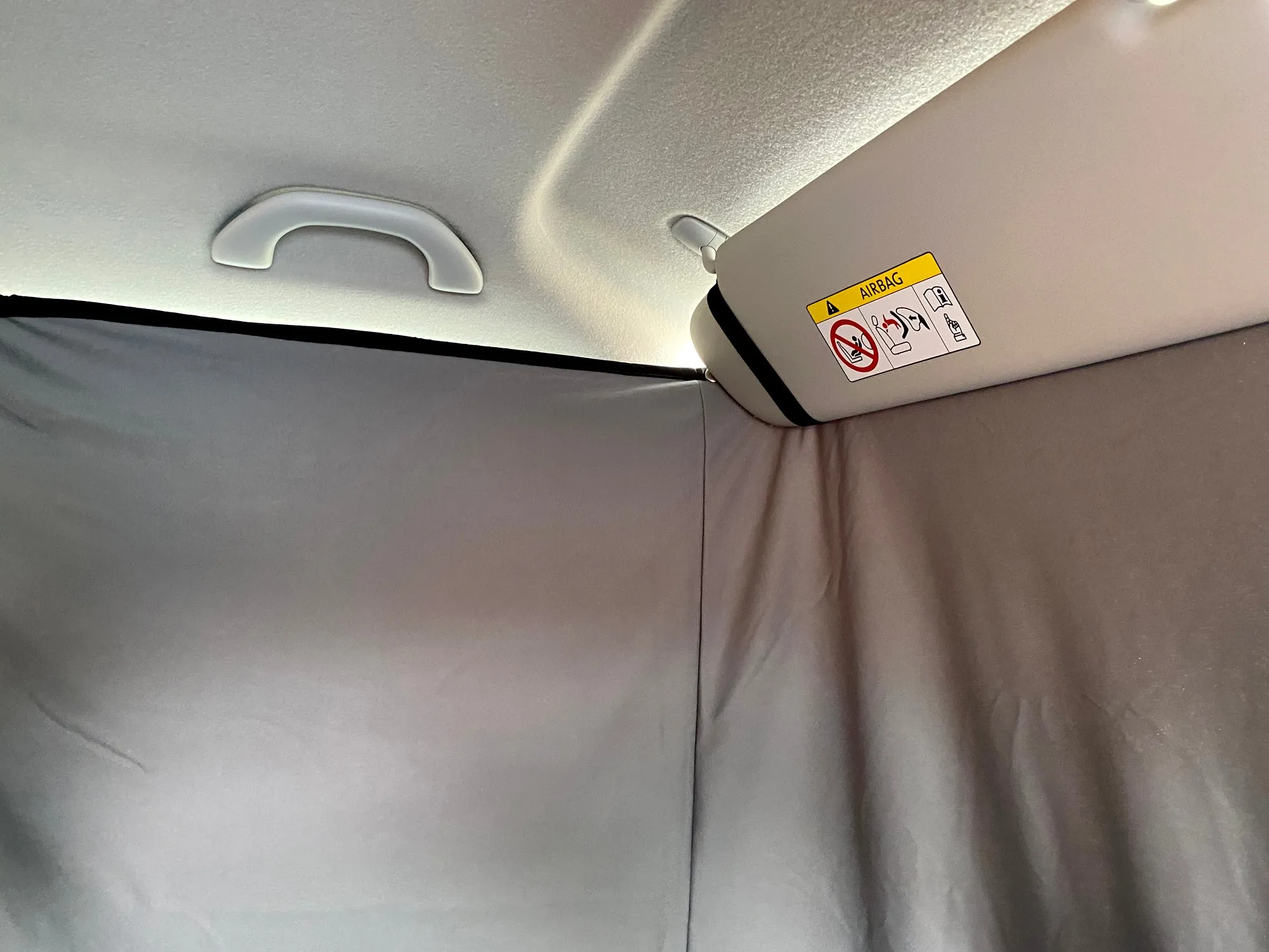 VW Multivan & Caravelle - Cab Curtain - 3 Windows 1pc