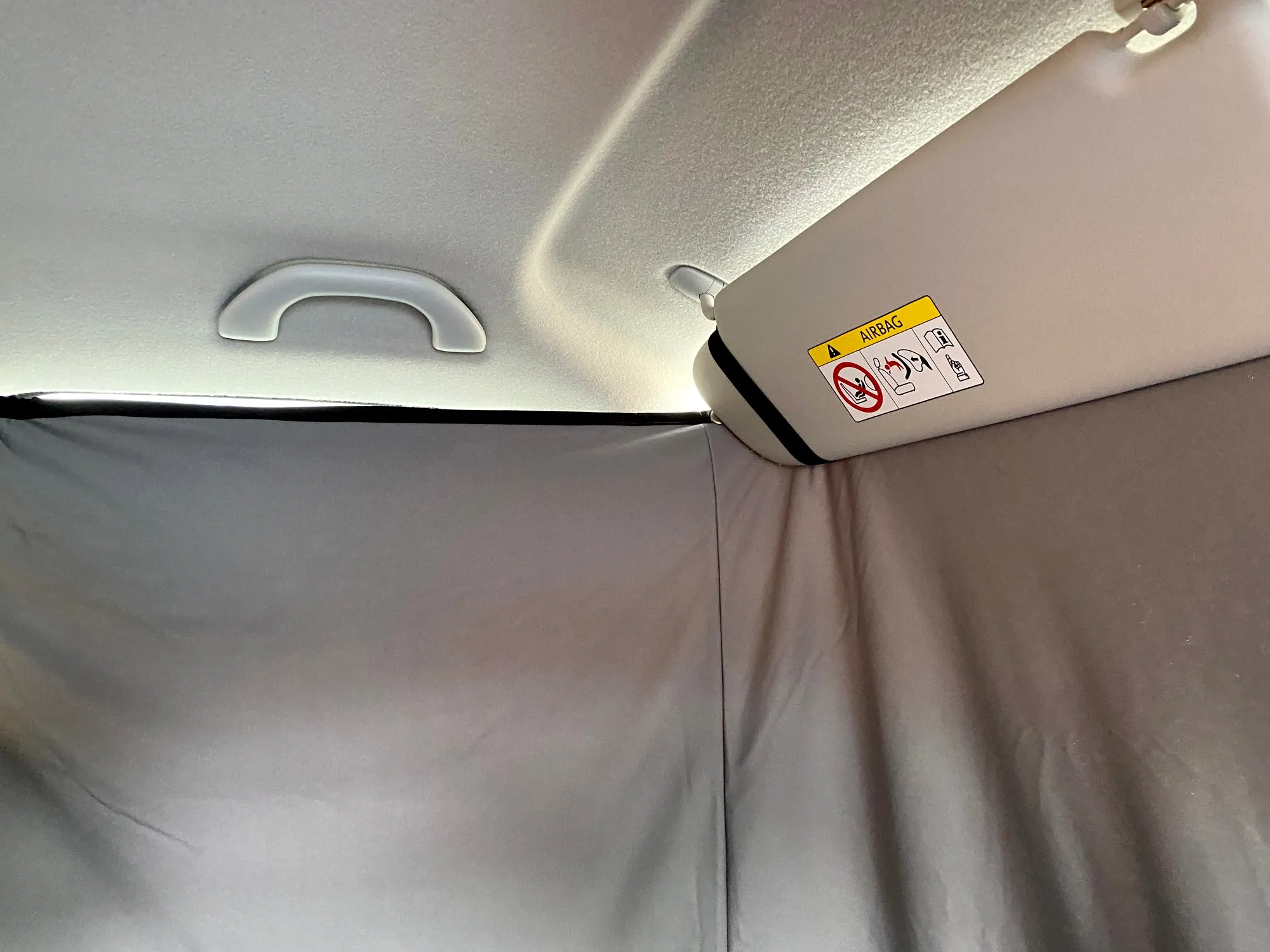 VW Multivan & Caravelle - Cab Curtain - 3 Windows 1pc