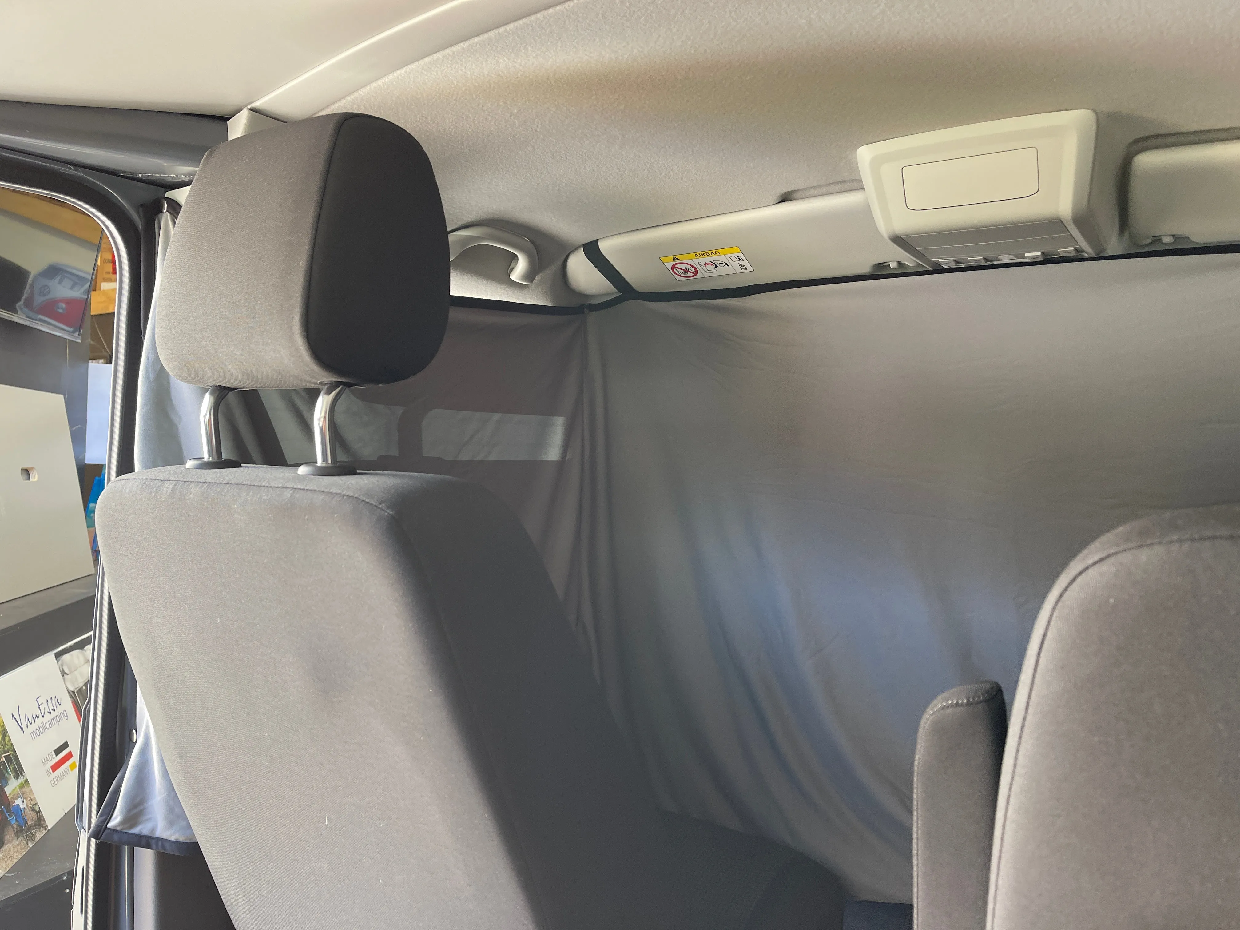 VW T5/T6/T6.1 Transporter - Cab Curtain - 3 Windows 1pc